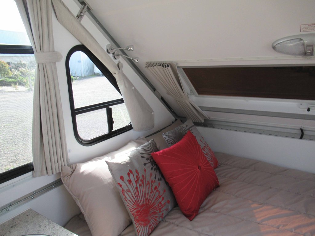 Donehues_Leisure_New_Avan_Cruiseliner_Adventure-Pack_Camper_Caravan_Mt-Gambier_12352-13-1024x768